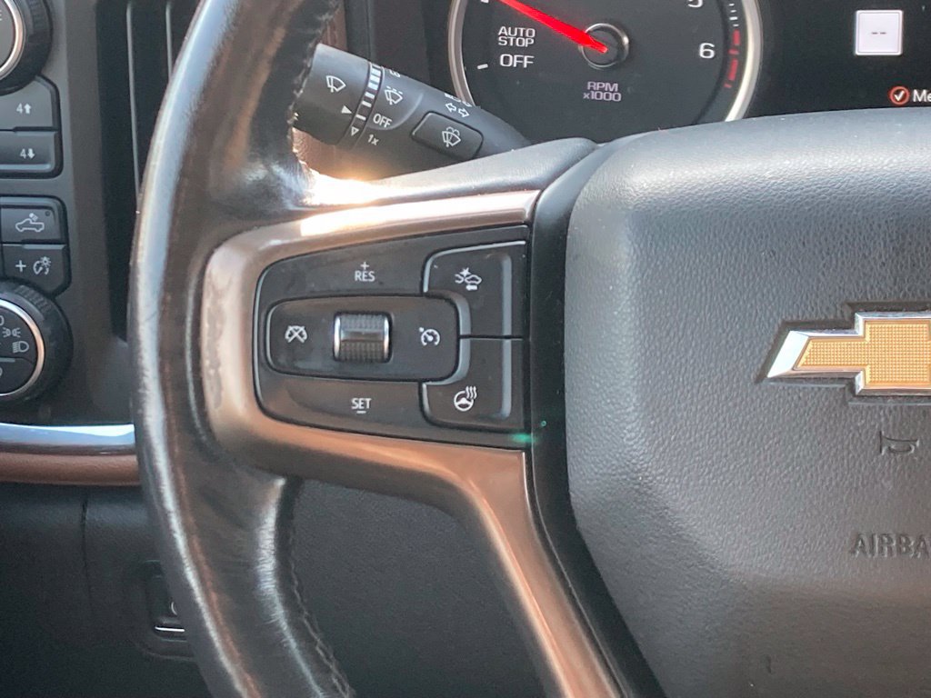 Used 2021 Chevrolet Silverado 1500 High Country w/ Technology Package AWD/4WD image 8