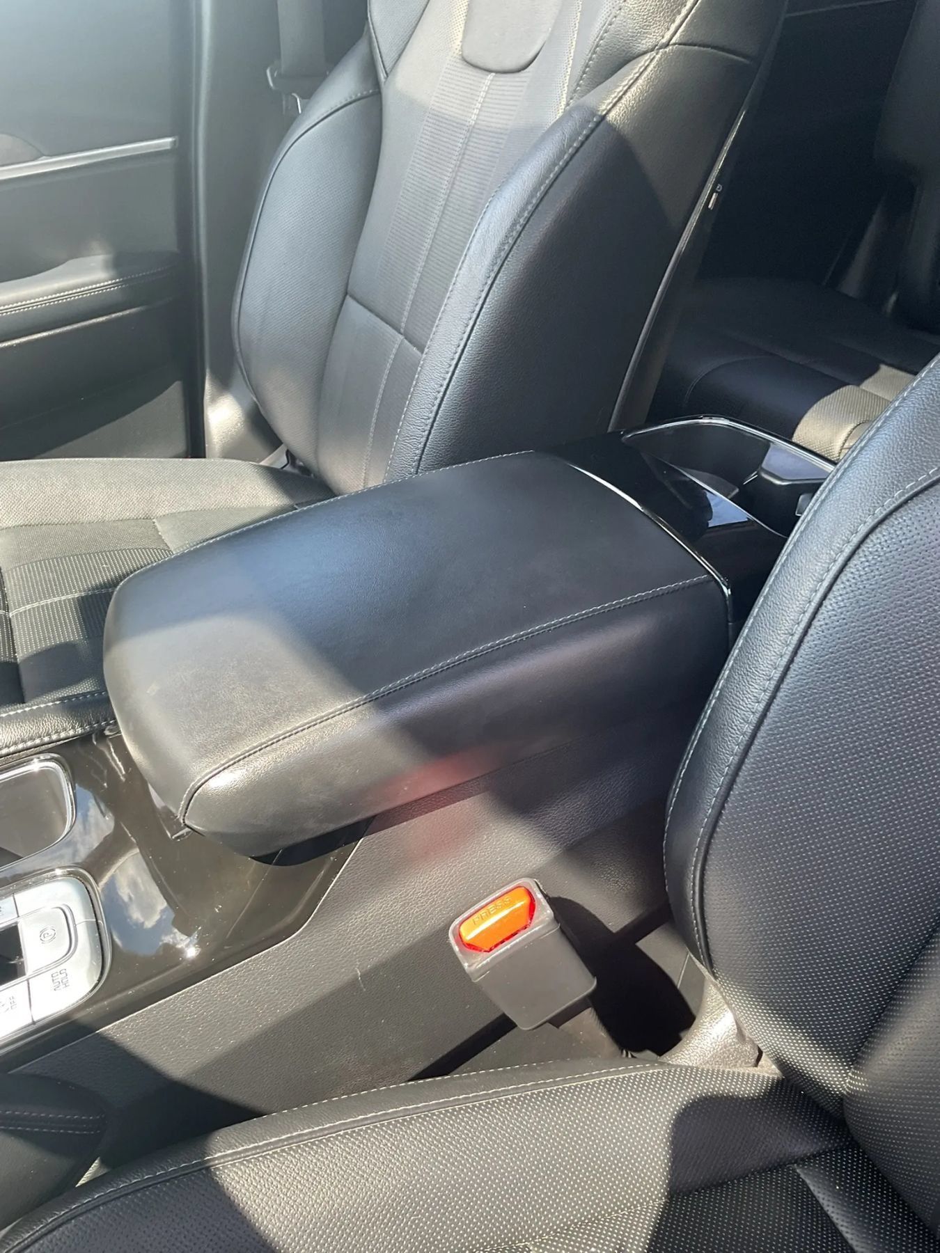 Used 2020 Kia Telluride EX w/ EX Premium Package AWD/4WD image 28
