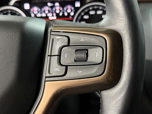 Used 2021 Chevrolet Tahoe High Country w/ Premium Package AWD/4WD image 25