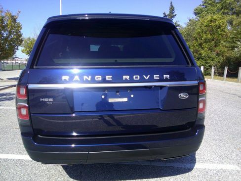 Used 2020 Land Rover Range Rover HSE image 20