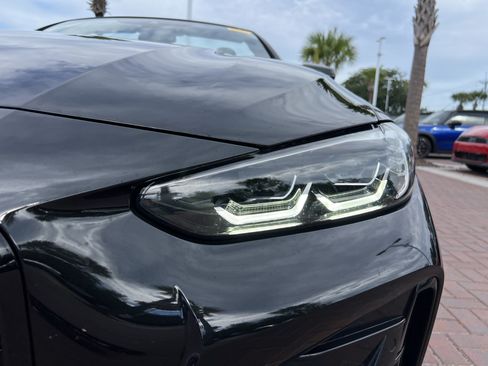 Certified 2022 BMW 430i Convertible w/ M Sport Package RWD image 6