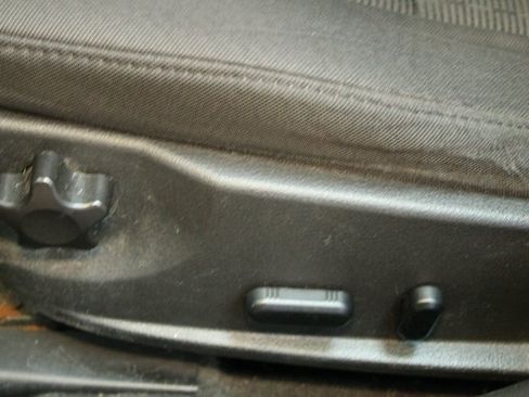 Used 2011 Ford Fusion SE image 18