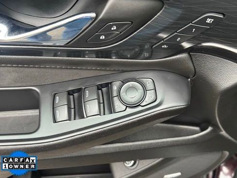 Used 2022 Chevrolet Traverse High Country image 15