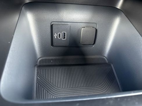 New 2026 Ford Explorer ST-Line image 33