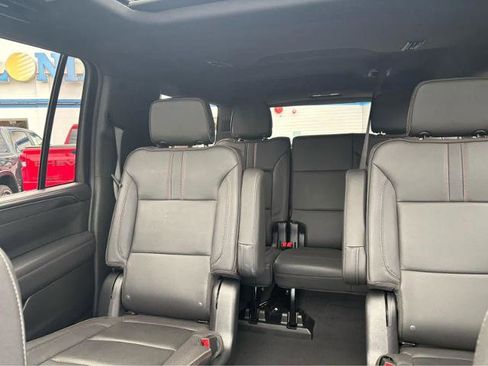 Used 2023 Chevrolet Suburban RST w/ Luxury Package AWD/4WD image 24