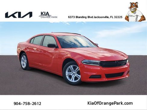Used 2023 Dodge Charger SXT image 1