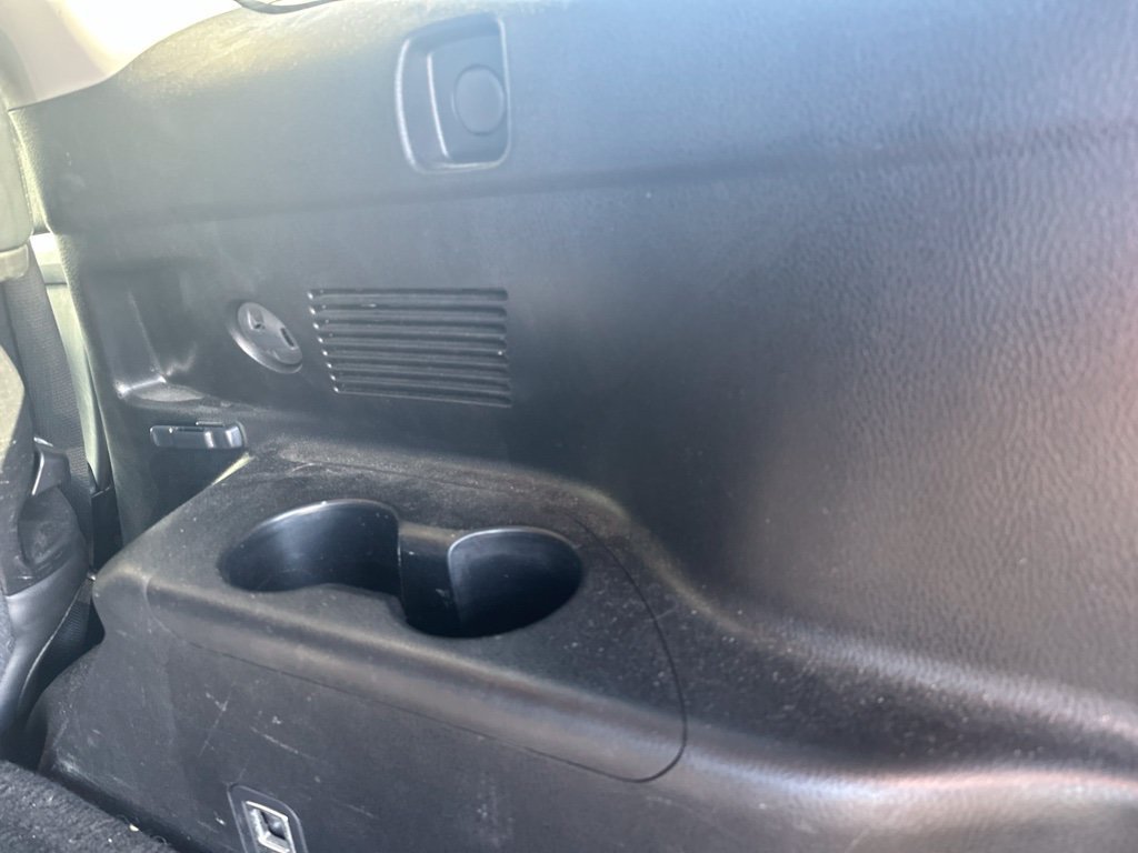 Used 2015 Toyota Highlander Plus FWD image 23