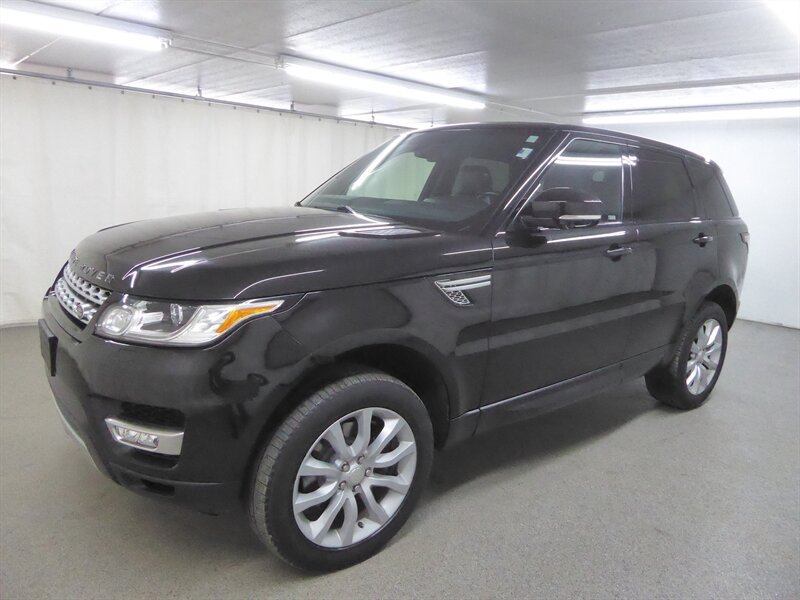 Used 2014 Land Rover Range Rover Sport HSE AWD/4WD image 3
