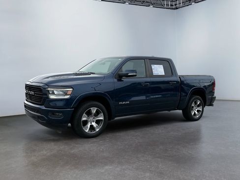 Used 2020 RAM 1500 Laramie w/ Sport Appearance Package AWD/4WD image 7