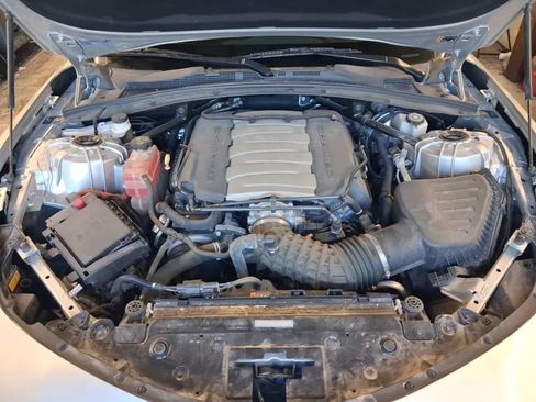 Used 2018 Chevrolet Camaro SS RWD image 13