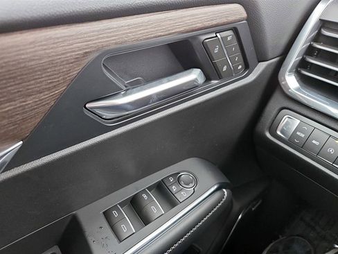 New 2026 GMC Acadia Denali image 28