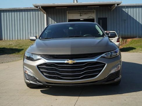 Used 2020 Chevrolet Malibu LT image 10