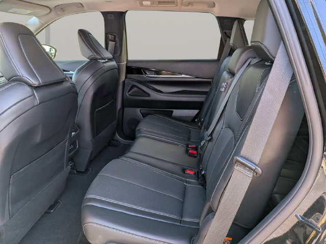 Used 2025 INFINITI QX60 Pure AWD/4WD image 16