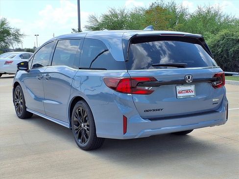 New 2026 Honda Odyssey Sport-L image 2