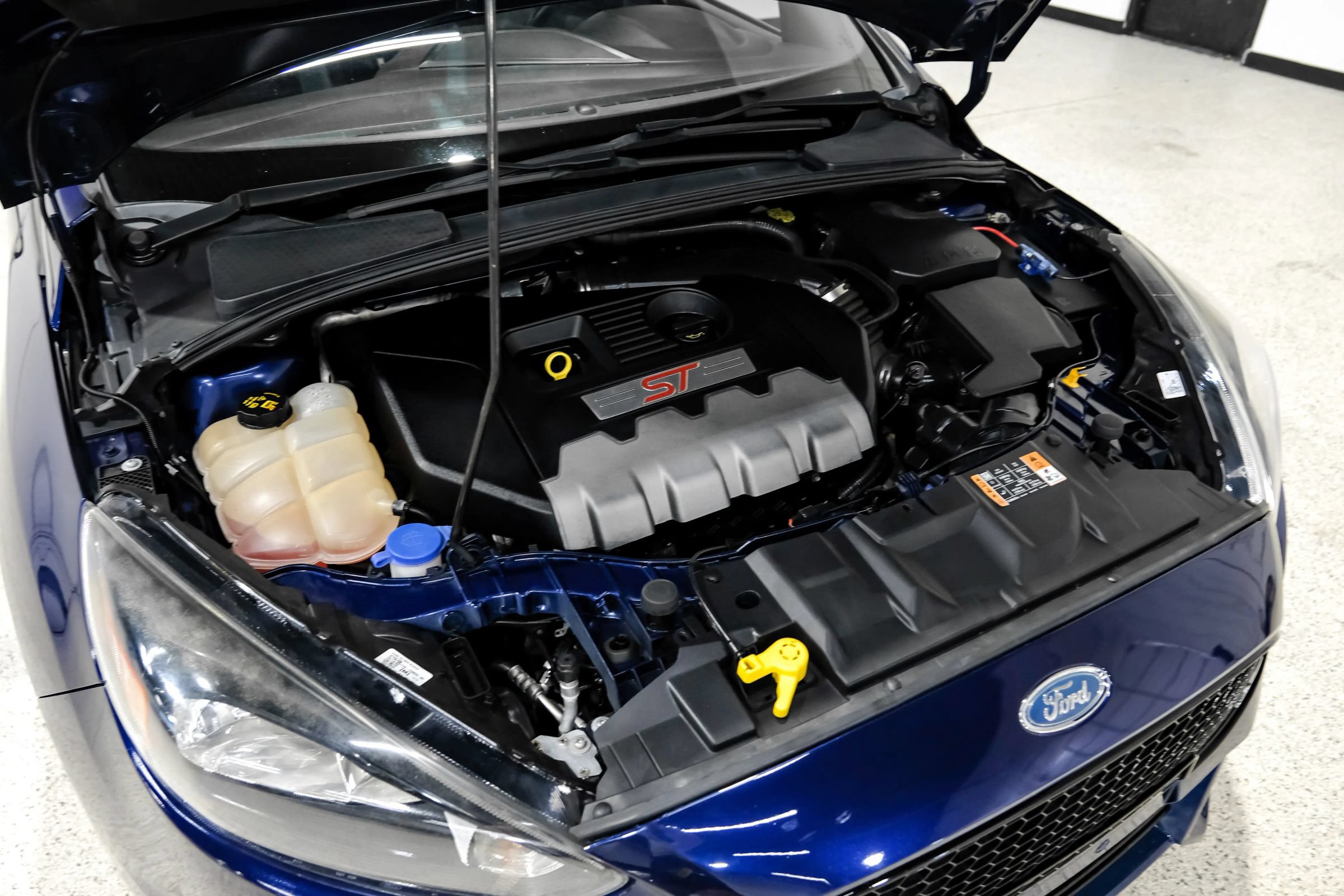 Used 2017 Ford Focus ST FWD image 59