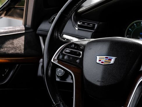 Used 2016 Cadillac Escalade ESV Luxury RWD image 23