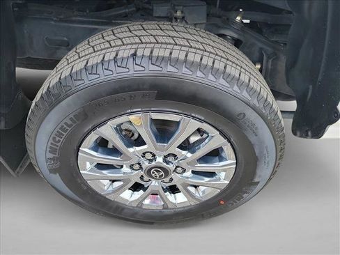 Used 2024 Toyota Tacoma SR5 image 11