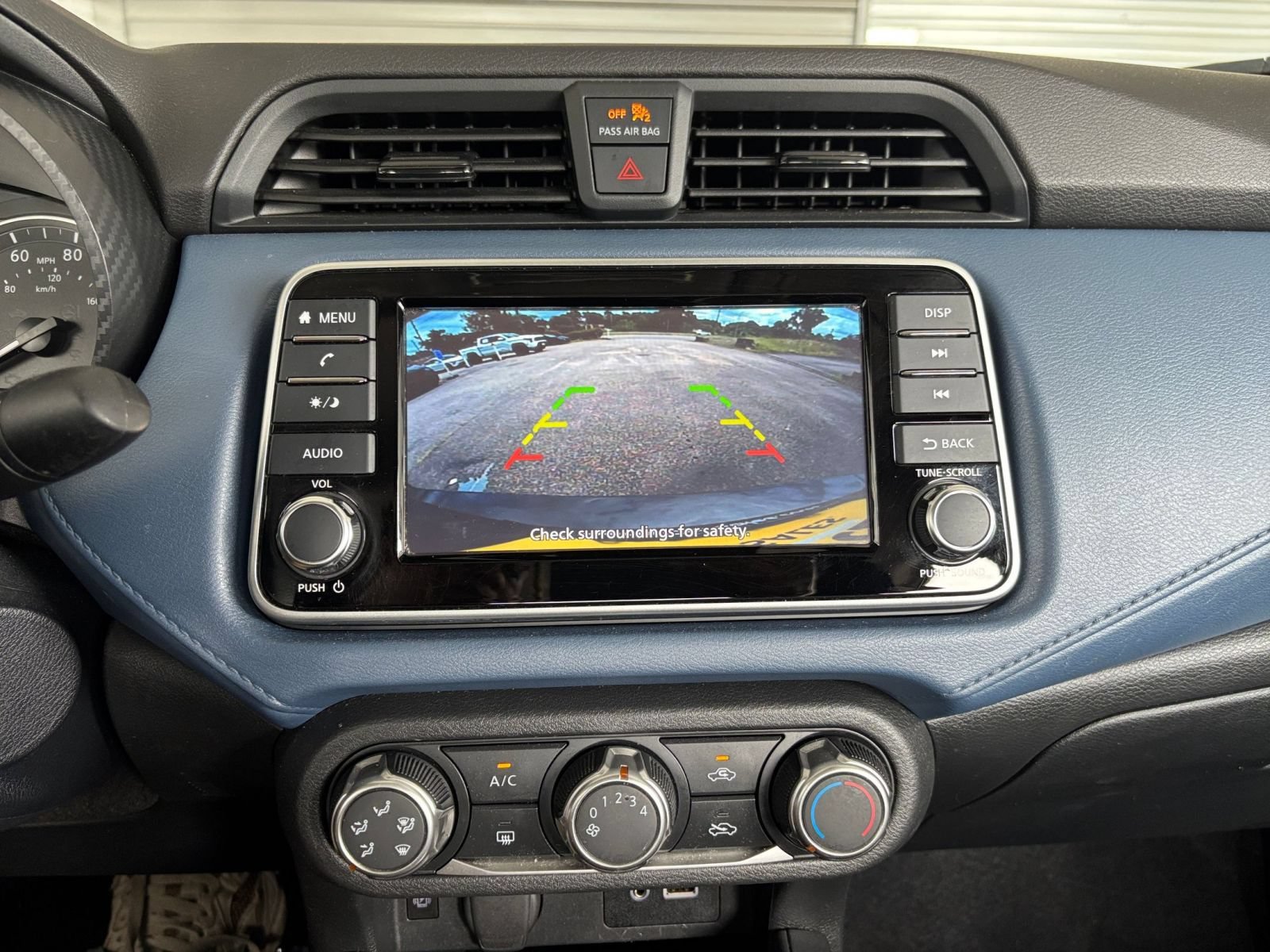 Used 2025 Nissan Versa SV FWD image 16