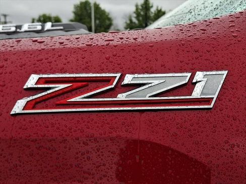 Used 2025 Chevrolet Silverado 2500 LTZ w/ LTZ Convenience Package AWD/4WD image 36