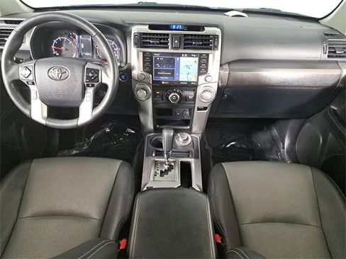 Used 2021 Toyota 4Runner SR5 Premium image 16