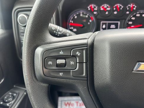 Used 2024 Chevrolet Silverado 2500 Custom w/ Custom Value Package image 28