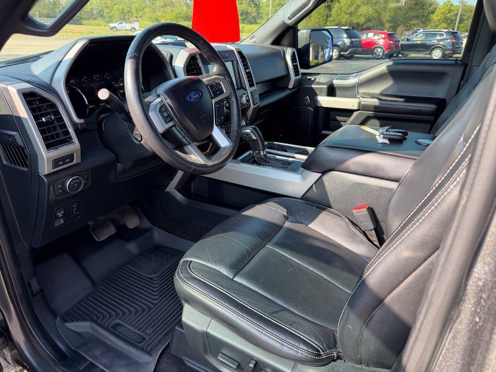Used 2019 Ford F150 Lariat w/ Equipment Group 502A Luxury AWD/4WD image 11