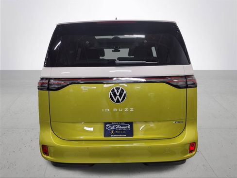 New 2025 Volkswagen ID. Buzz 1st Edition image 12