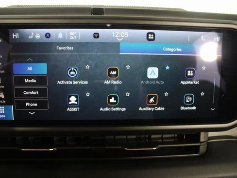 Used 2025 Jeep Wrangler Unlimited Sahara image 4