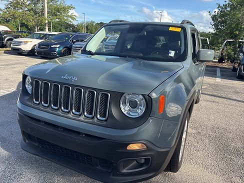 Used 2017 Jeep Renegade Latitude w/ Safety & Security Group FWD image 1