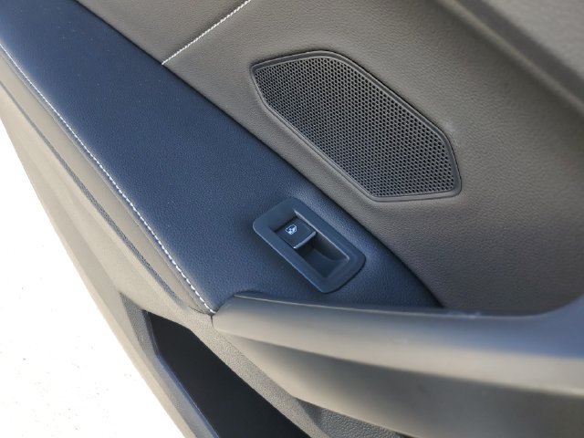 Certified 2024 Volkswagen Tiguan SE R-Line FWD image 20