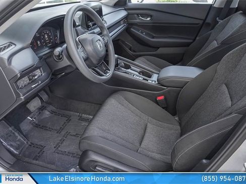 Certified 2025 Honda Accord SE image 15