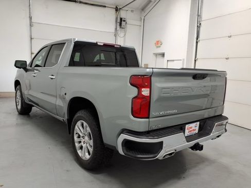 Used 2026 Chevrolet Silverado 1500 LTZ AWD/4WD image 5