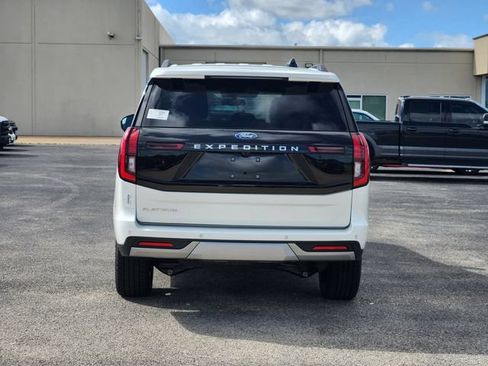 New 2026 Ford Expedition Platinum w/ Driver's Package AWD/4WD image 6