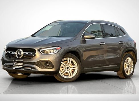 Used 2021 Mercedes-Benz GLA 250 4MATIC image 2