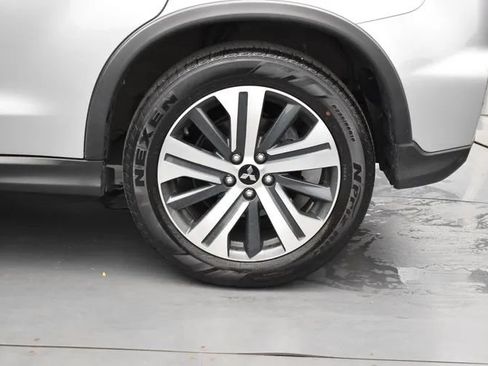 Used 2024 Mitsubishi Outlander Sport ES AWD/4WD image 34