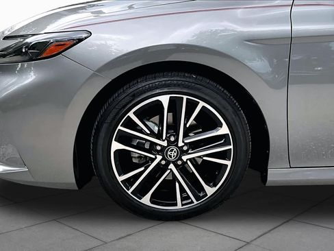 Used 2025 Toyota Camry XLE w/ Premium Plus Package FWD image 11