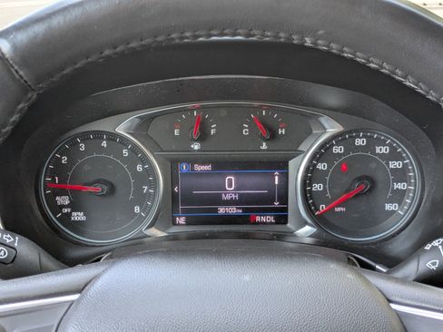 Used 2022 Chevrolet Equinox LT image 23