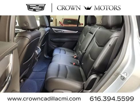 Certified 2025 Cadillac XT6 Luxury image 23