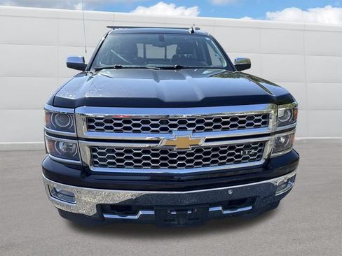 Used 2015 Chevrolet Silverado 1500 LTZ w/ LTZ Plus Package AWD/4WD image 9