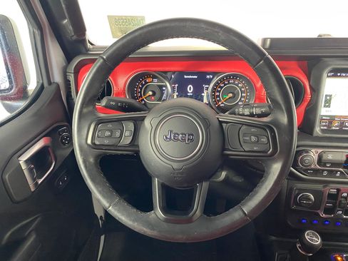 Used 2022 Jeep Wrangler Unlimited Sport w/ Sun And Sound Package image 10