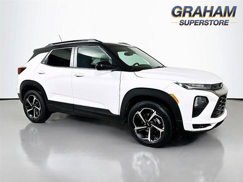 Used 2023 Chevrolet TrailBlazer RS image 1