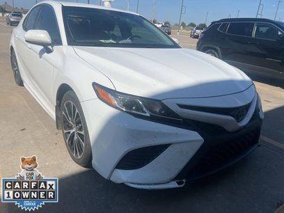 Used 2018 Toyota Camry SE