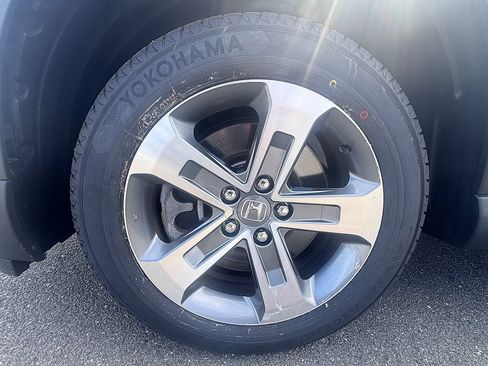 Used 2023 Honda Pilot EX-L image 8