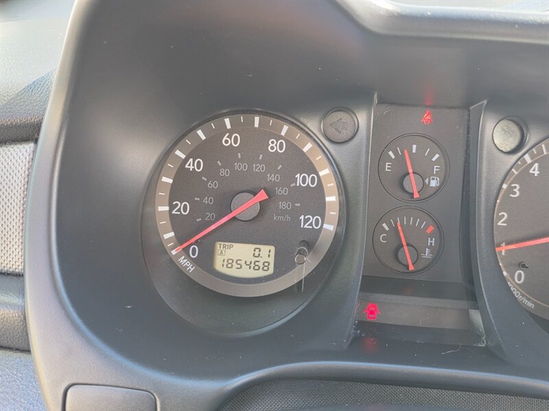 Used 2006 Mitsubishi Outlander LS AWD/4WD image 34