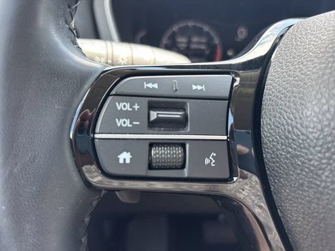 Used 2025 Honda Pilot EX-L image 26