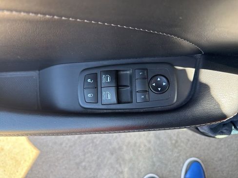 Used 2020 Dodge Challenger R/T w/ Plus Package image 13