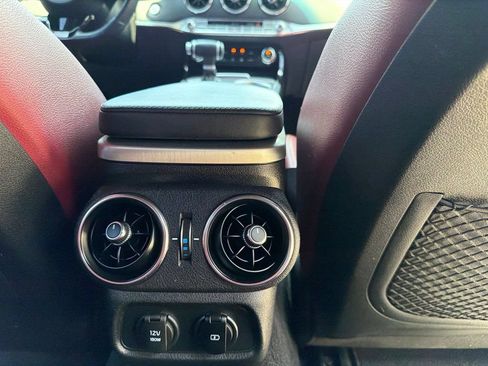 Used 2020 Kia Stinger GT1 RWD image 30