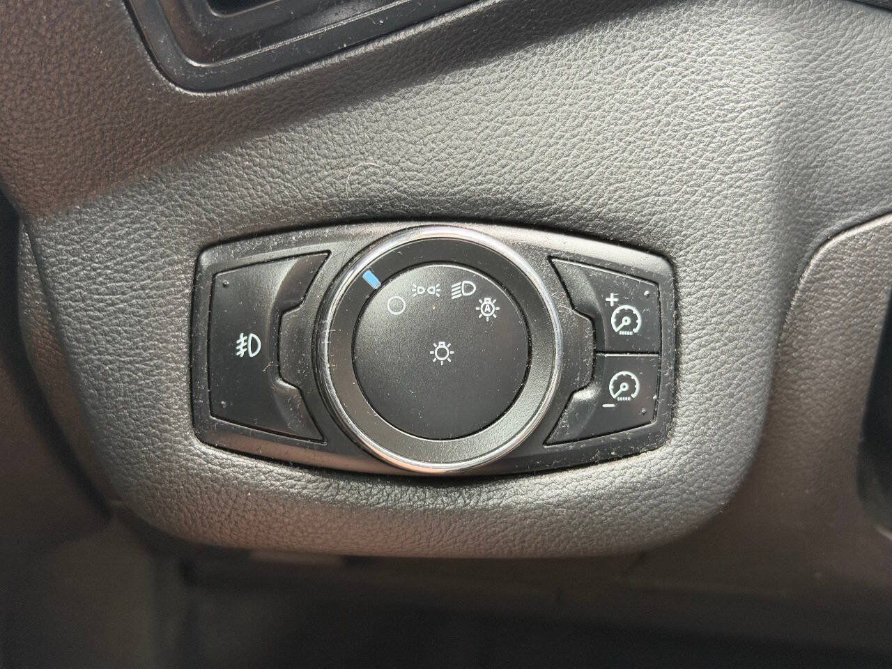 Used 2013 Ford Escape SE AWD/4WD image 17