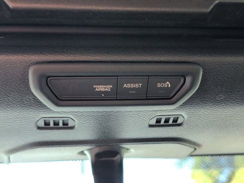 Used 2022 Jeep Wrangler Sport image 15