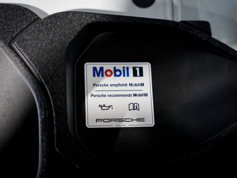 Used 2024 Porsche 911 Dakar image 53